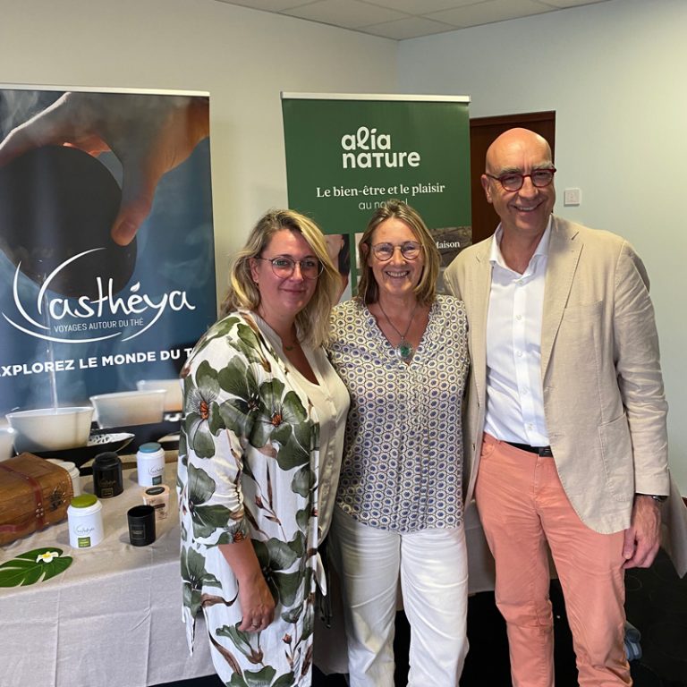 Une équipe soudée au salon du bien être